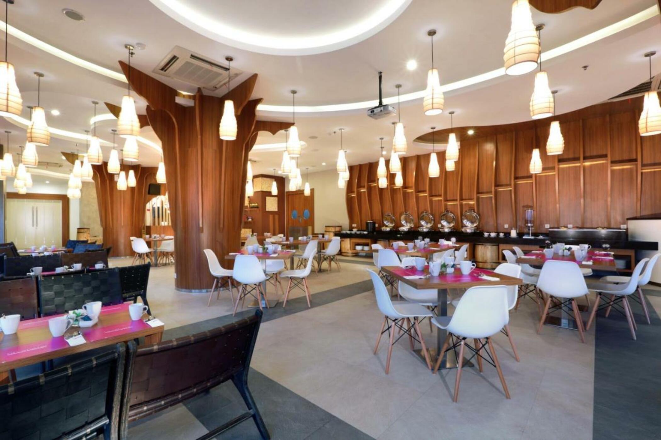 Favehotel Ahmad Yani Banjarmasin Esterno foto