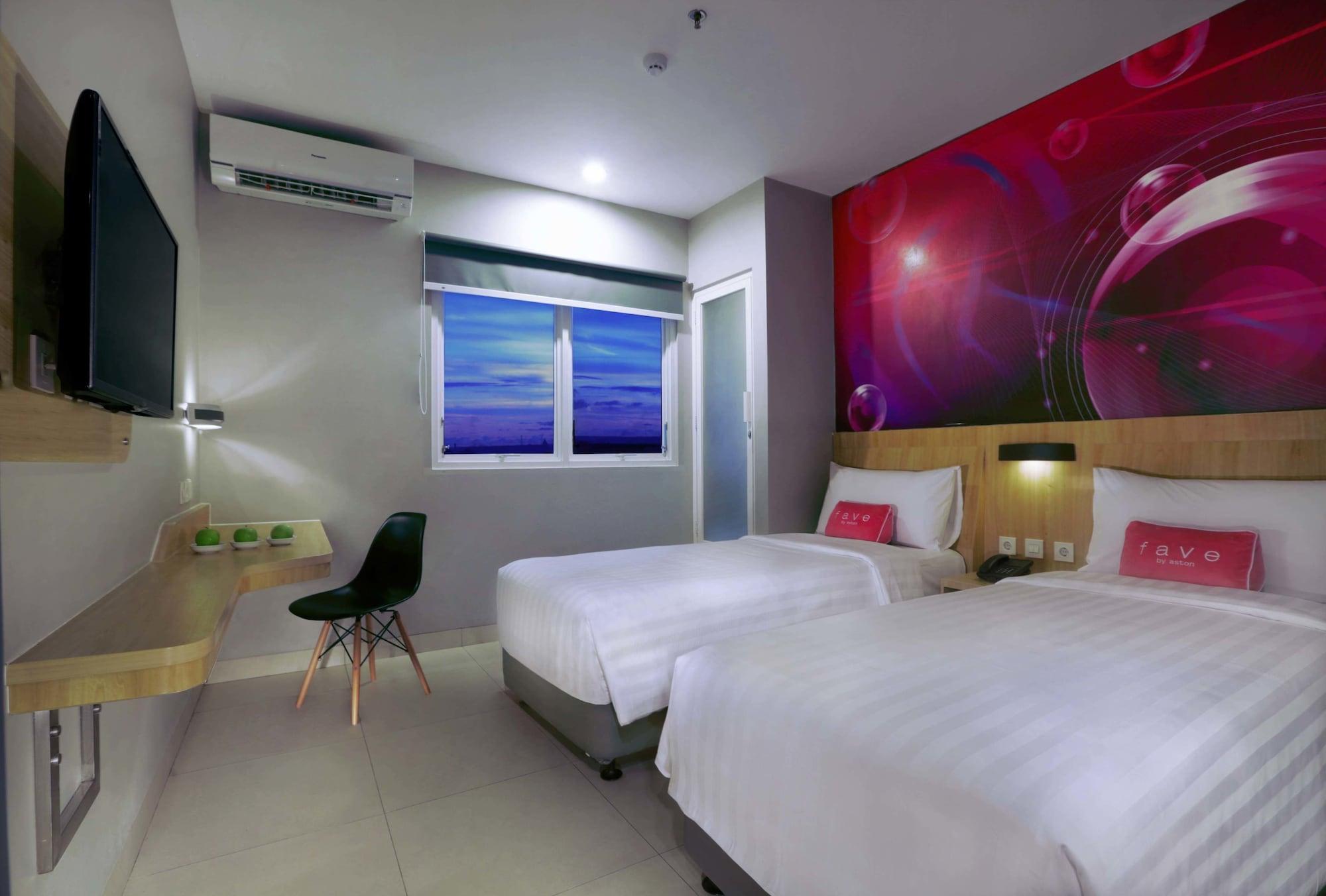 Favehotel Ahmad Yani Banjarmasin Esterno foto